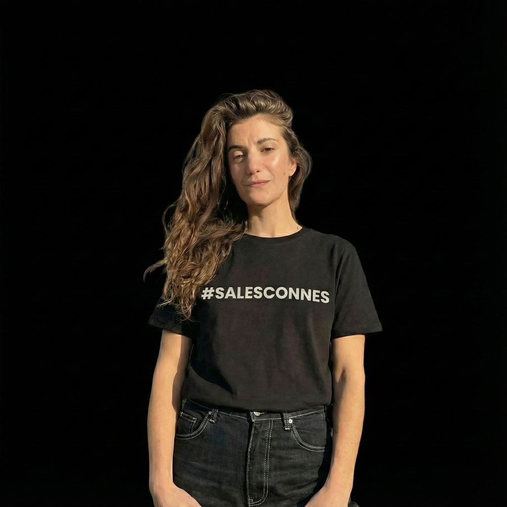 #Sales connes le t-shirt